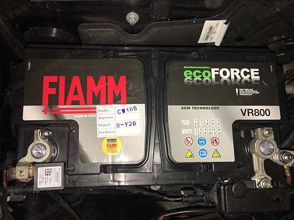 【台北】MERCEDES BENZ賓士 C-Class Estate C200 BlueTEC Avantgarde S205 2015年 汽車電瓶 原廠 德製VARTA華達 AGM 80AH 800A(EN) 更換 義大利製FIAMM非凡 AGM VR800 80AH 800A(EN) 【到府更換】