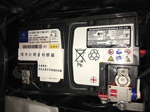 【台北】MERCEDES BENZ賓士 GLA-Class GLA180 X156 2015年 汽車電瓶 原廠 BENZ AGM 80AH 800A(EN) 更換 德國VARTA華達 德國廠 AGM F21 80AH 800A(EN) 【到府安裝】