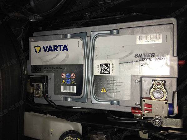 【台北】MERCEDES BENZ賓士 GLA-Class GLA180 X156 2015年 汽車電瓶 原廠 BENZ AGM 80AH 800A(EN) 更換 德國VARTA華達 德國廠 AGM F21 80AH 800A(EN) 【到府安裝】