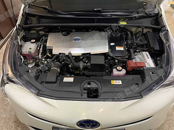 【台北】TOYOTA豐田 PRIUS 1.8 MK4四代 Hybrid油電版 2017年 原廠電瓶 日製GS YUASA 345LN1-MF 45AH 295A(EN) 更換 汽車電池 德國VARTA華達 德國廠 銀合金 C6 52AH 520A(EN)