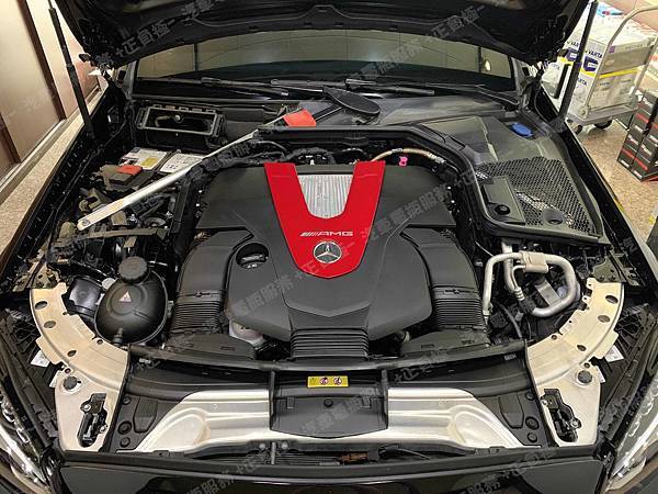 【台北】MERCEDES BENZ賓士 C-Class Coupe AMG C43 4MATIC C205 2017年 原廠電瓶 德製VARTA華達 AGM 80AH 800A(EN) 更換 汽車電池 德國VARTA華達 德國廠 AGM F21 80AH 800A(EN)