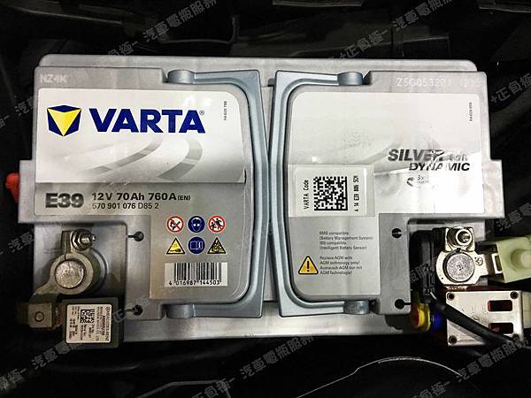 【台北】MERCEDES BENZ賓士 C-Class Estate C200 AMG S204 2013年 原廠電瓶 德製VARTA華達 AGM 80AH 800A(EN) 更換 汽車電池 德國VARTA華達 德國廠 AGM F21 80AH 800A(EN) IMG_8624
