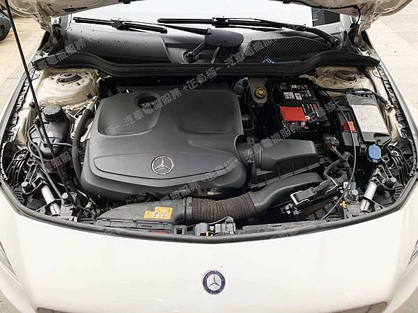 【台北】MERCEDES BENZ賓士 CLA-Class CLA200 C117 2018年 原廠電瓶 德製VARTA華達 AGM 70AH 760A(EN) 更換 汽車電池 德國MOLL莫爾 AGM 81070 70AH 760A(EN) IMG_4464