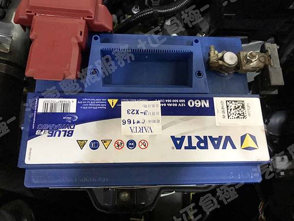 【台北】SUZUKI鈴木 SX4 1.4 GLX 2018年 原廠電瓶 義大利製EXIDE埃克塞德 EFB 60AH 540A(EN) 更換 汽車電池 德國VARTA華達 德國廠 EFB N60 60AH 640A(EN) IMG_4156