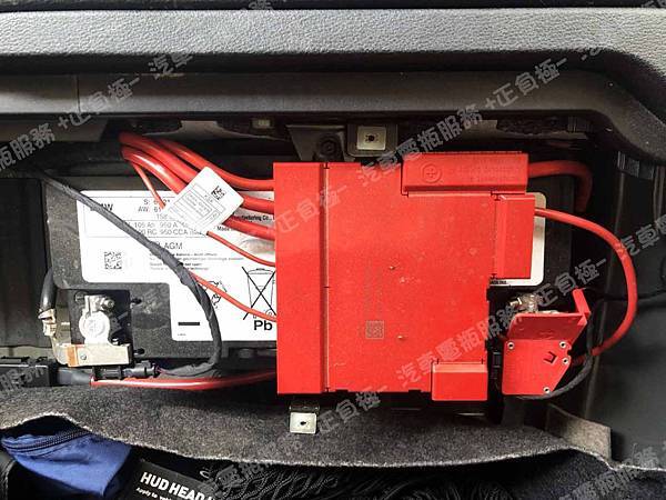 【台北】BMW寶馬 X5 xDrive50i 汽油版 F15 2015年 原廠電瓶 BMW AGM 105AH 950A(EN) 更換 汽車電池 德製VARTA華達 AGM H15 105AH 950A(EN) IMG_5388