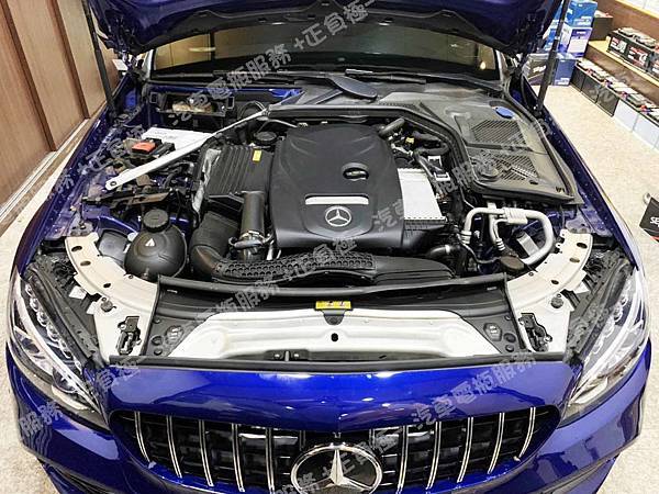 【台北】MERCEDES BENZ賓士 C-Class Estate C200 S205 2015年 原廠電瓶 VARTA華達 AGM 80AH 800A(EN) 更換 汽車電池 德國VARTA華達 韓國廠 AGM LN4 580901080 80AH 800A(EN) IMG_7087