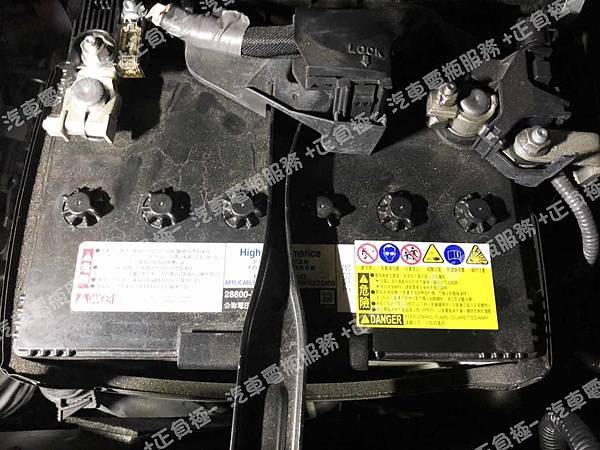 【台北】TOYOTA豐田 ALPHARD 3.5L V6 D-4S 2019年 原廠電瓶 日製GS YUASA EFB S-95L 加水式 70AH 604A 更換 汽車電池 德國VARTA華達 EFB S-95L/130D26L 75AH 720A 【到府安裝】 IMG_6480