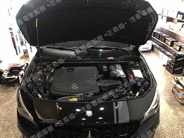 【台北】MERCEDES BENZ賓士 CLA Shooting Brake CLA200 五門獵跑 X117 2017年 原車電瓶 奧地利BANNER紅牛 AGM 57001 70AH 720A(EN) 更換 汽車電池 德國VARTA華達 德國廠 AGM F21 80AH 800A(EN) IMG_9167