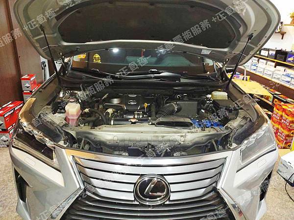 【台北】LEXUS凌志 RX200t 2016年 原車電瓶 日製Panasonic國際 EFB T110 80AH 720A 更換 汽車電池 德國VARTA華達 EFB T-110L/145D31L 90AH 820A IMG_9806
