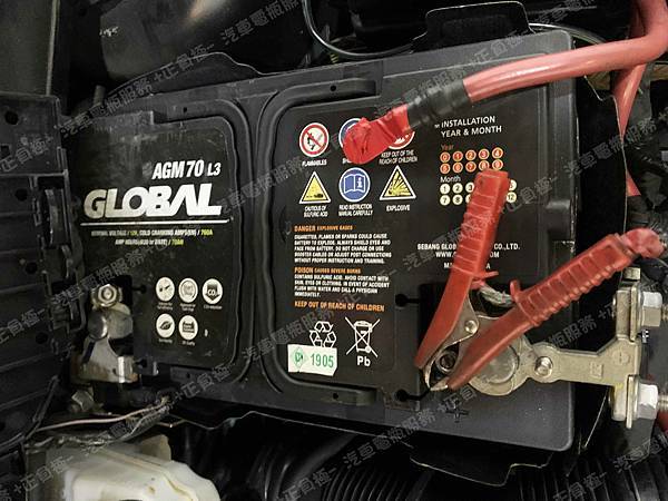 【台北】VOLVO富豪 V40 T3 2017年 原車電瓶 韓製GLOBAL地球牌 AGM70 L3 70AH 760A 更換 汽車電池 德國VARTA華達 德國廠 AGM E39 70AH 760A(EN) IMG_7663