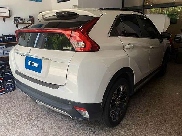 小改款 日蝕 捕獲 三菱eclipse Cross實車上市前現蹤 Ettoday車雲 Ettoday新聞雲