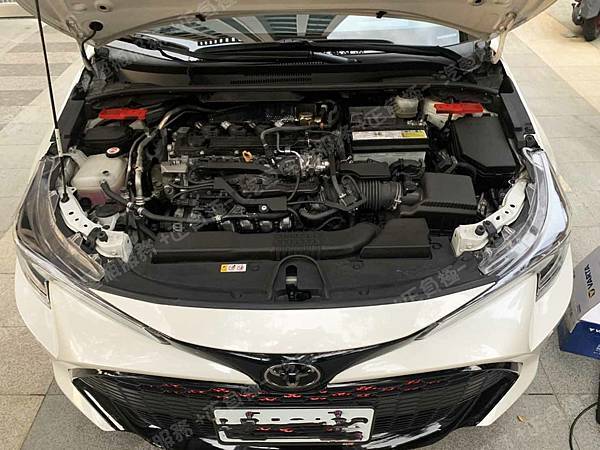 【台北】TOYOTA豐田 Auris 2.0 2019年 原廠電瓶 日製GS YUASA 355LN2-MF 60AH 360A(EN) 更換 汽車電池 德國VARTA華達 韓國廠 銀合金 56009 60AH 540A(EN) IMG_8411