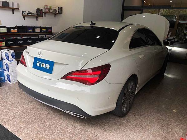 【台北】MERCEDES BENZ賓士 CLA-Class CLA200 C117 2018年 原廠電瓶 德製MOLL莫爾 AGM 70AH 760A(EN) 更換 汽車電池 德國MOLL莫爾 AGM 81080 80AH 800A(EN) IMG_1060
