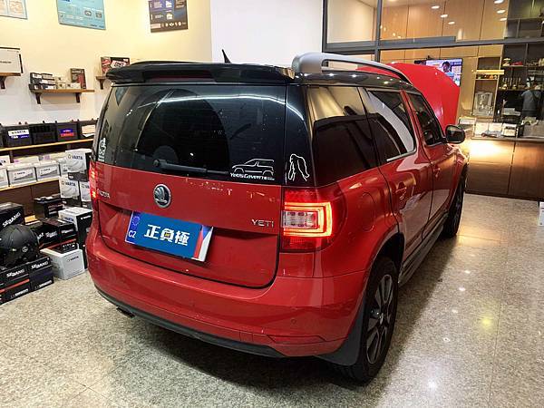 【台北】SKODA斯柯達 Yeti 1.2 TSI 2017年 原廠電瓶 BANNER紅牛 EFB 69AH 680A(EN) 更換 汽車電池 德國MOLL莫爾 EFB 82070 70AH 760A(EN) IMG_7303
