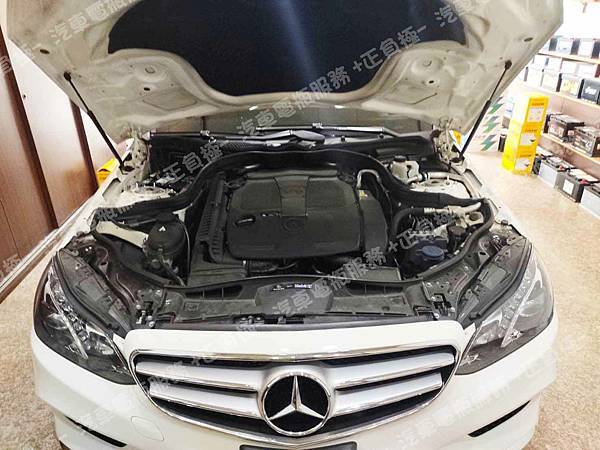 【台北】MERCEDES BENZ賓士 E-Class Sedan E350 W212 2014年 原廠電瓶 BENZ AGM 80AH 800A(EN) 更換 汽車電池 德國MOLL莫爾 AGM 81080 80AH 800A(EN) IMG_1612