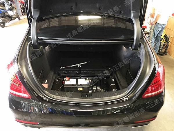 【台北】MERCEDES BENZ賓士 S-Class S400 L W222 2016年 原廠電瓶 BENZ AGM 95AH 850A(EN) 更換 汽車電池 德國VARTA華達 AGM G14 95AH 850A(EN) 【到府安裝】 IMG_1531