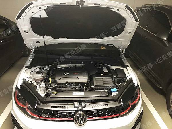 【台北】VOLKSWAGEN福斯 Golf GTI MK7.5七.五代 2017年 原廠電瓶 BANNER紅牛 EFB 69AH 680A(EN) 更換 汽車電池 台灣 鐵力能源 磷酸鋰鐵電池 AGM-70 LT-B0002 900CCA 【到府安裝】 IMG_1372