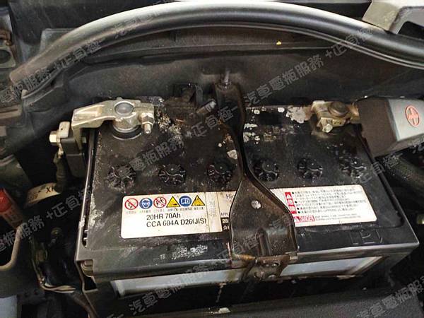 【台北】LEXUS凌志 IS200t 2015年 原廠電瓶 EFB S-95R 加水式 70AH 604A 更換 汽車電池 德國VARTA華達 EFB S95R/130D26R 75AH 720A IMG_1383