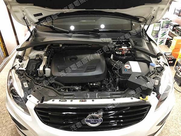 【台北】VOLVO富豪 XC60 T5 2017年 Auxiliary battery輔助小電池 原廠 VOLVO AGM 10AH 170A(EN) 更換電瓶 台灣 鐵力能源 磷酸鋰鐵電池 AGM LT-B0031R 冷啟動電流200A(EN) IMG_2041