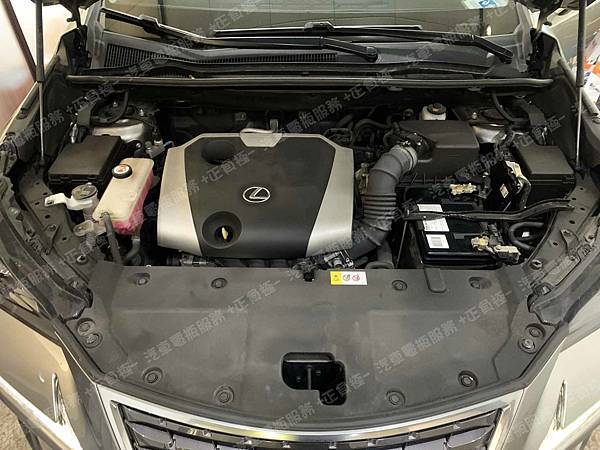【台北】LEXUS凌志 NX200 2018年 原廠電瓶 EFB S-95L 加水式 70AH 604A 更換 汽車電池 台灣 鐵力能源 磷酸鋰鐵電池 EFB LT-B0012L / 100D26L 800CCA IMG_3623