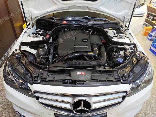 【台北】MERCEDES BENZ賓士 E-Class Estate E250 五門旅行車 S212 2014年 原廠電瓶 MOLL莫爾 AGM 80AH 800A(EN) 更換 汽車電池 德國MOLL莫爾 AGM 81080 80AH 800A(EN) IMG_7388