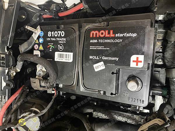 【台北】MERCEDES BENZ賓士 A-Class Sedan A220 V177 2018年 原廠電瓶 德製MOLL莫爾 AGM 70AH 720A(EN) 更換 汽車電池 德國MOLL莫爾 AGM 81070 70AH 760A(EN) IMG_1054