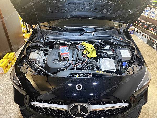 【台北】MERCEDES BENZ賓士 B-Class B200 AMG W247 2020年 原廠電瓶 德製VARTA華達 AGM 80AH 800A(EN) 更換 汽車電池 德國VARTA華達 德國廠 AGM F21 80AH 800A(EN) IMG_1064