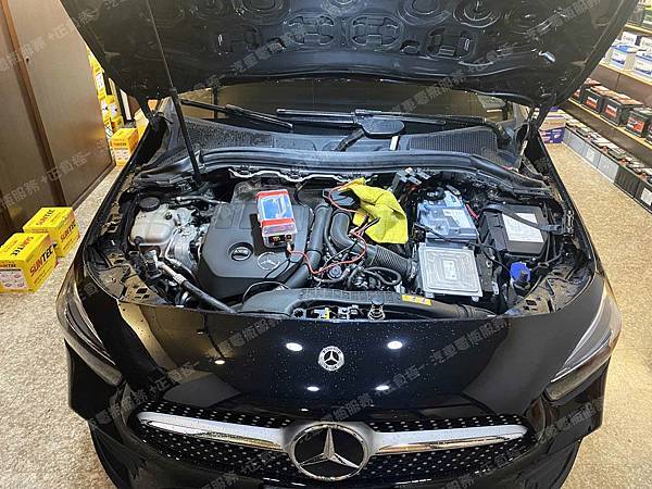 【台北】MERCEDES BENZ賓士 B-Class B200 AMG W247 2020年 原廠電瓶 德製VARTA華達 AGM 80AH 800A(EN) 更換 汽車電池 德國VARTA華達 德國廠 AGM F21 80AH 800A(EN) IMG_1065