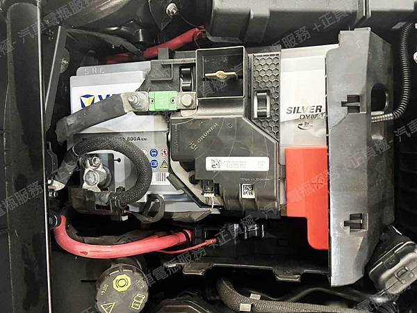 【台北】MERCEDES BENZ賓士 GLB35 AMG 4MATIC X247 2021年 原廠電瓶 AGM 80AH 800A(EN) 更換 汽車電池 德國VARTA華達 德國廠 AGM F21 80AH 800A(EN) IMG_5205