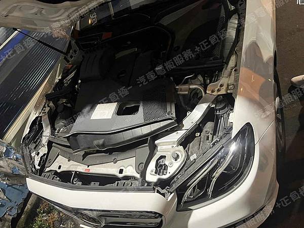 【台北】MERCEDES BENZ賓士 E-Class Sedan E200 Avantgarde AMG W213 2019年 原廠電瓶 AGM 70AH 720A(EN) 更換 汽車電池 德國MOLL莫爾 AGM 81070 70AH 760A(EN) 【到府更換】 IMG_5068