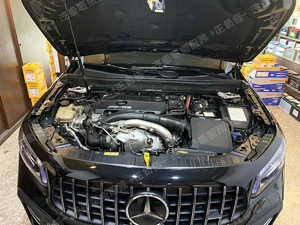 【台北】MERCEDES BENZ賓士 GLB35 AMG 4MATIC X247 2021年 原廠電瓶 AGM 80AH 800A(EN) 更換 汽車電池 奧地利BANNER紅牛 AGM 58001 80AH 800A(EN) IMG_7147