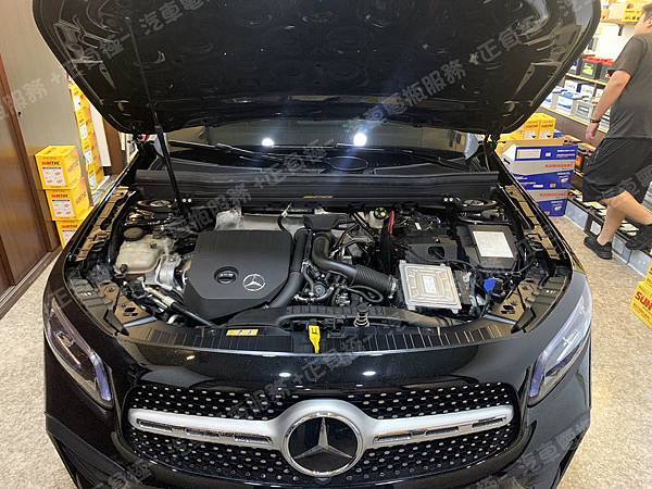 【台北】MERCEDES BENZ賓士 GLB200 X247 2020年 原廠電瓶 AGM 80AH 800A(EN) 更換 汽車電池 德國VARTA華達 德國廠 AGM F21 80AH 800A(EN) IMG_7130