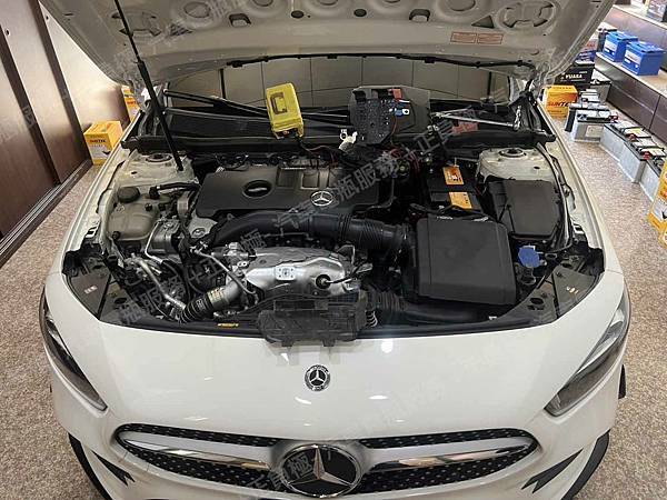 【台北】MERCEDES BENZ賓士 A-Class A250 AMG W177 2019年 原廠電瓶 AGM 80AH 800A(EN) 更換 汽車電池 韓國SUNTEC AGM 80 LN4 80AH 800A(EN) IMG_8529