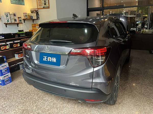 【台北】HONDA本田 HR-V 1.8 VTi-S 2021年 原廠電瓶 55B24L(S)-MF 加水式 45AH 320A 更換 汽車電池 台灣B-Power永久電瓶 鋰鐵電池 20B24LS 20AH 520A IMG_8468