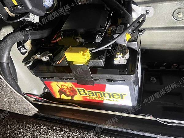 【台北】BENTLEY賓利 Continental Flying Spur 6.0 W12 2010年 Auxiliary battery輔助小電池 原廠 60AH 480A(EN) 更換 汽車電池 日本KAWASAKI川崎 銀合金 55059 / LN1 50AH 400A(EN) 【到府更換】 IMG_8401