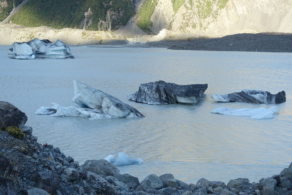 Mount Cook2.JPG Mount Cook2.JPG