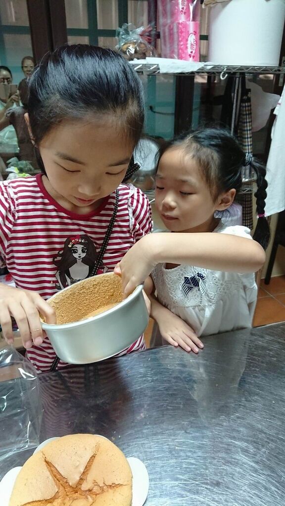 調整大小2017-07-15 黃金戚風蛋糕_170715_0014.jpg