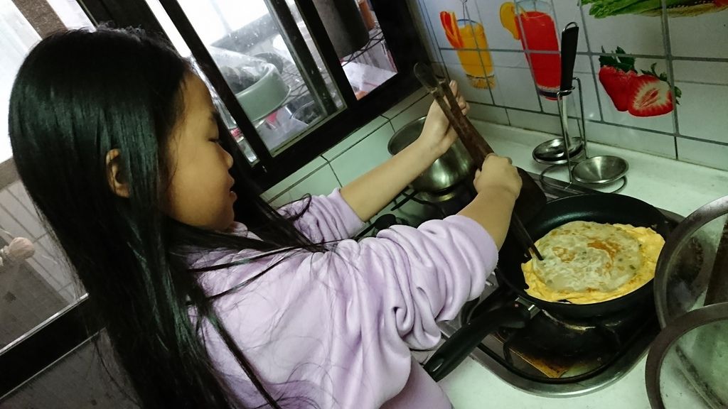 2019-01-28 挹萱煎蛋餅😋_190203_0004.jpg