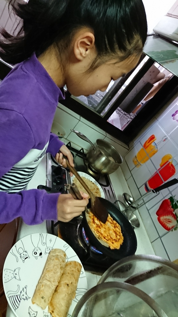 2019-01-28 挹萱煎蛋餅😋_190203_0009.jpg