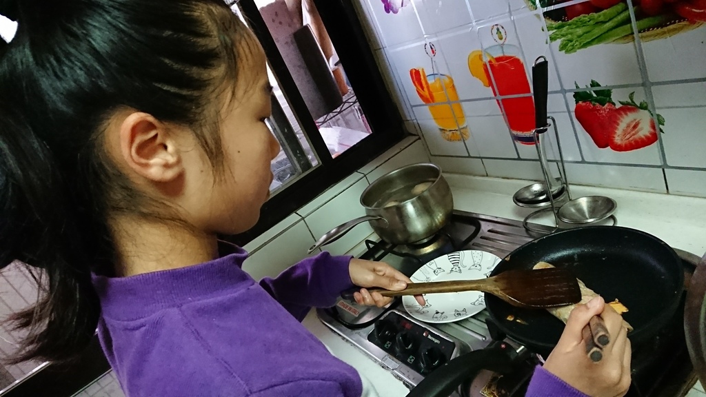 2019-01-28 挹萱煎蛋餅😋_190203_0011.jpg