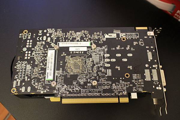 DUAL-X R9 270 6.JPG