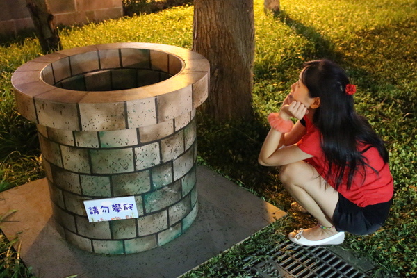 新北市兒童藝術節(新北市府廣場):媽呀~~我來到大人國了「新北市兒童藝術節」之童話城堡 新北市兒童藝術節(新北市府廣場):媽呀~~我來到大人國了「新北市兒童藝術節」之童話城堡