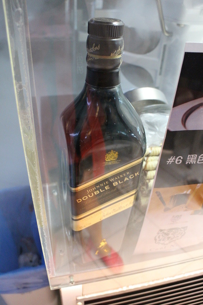 Cool N2 分子虎分子雪糕專賣店:『Cool N2 分子虎分子雪糕專賣店』我來到實驗室了 Cool N2 分子虎分子雪糕專賣店:『Cool N2 分子虎分子雪糕專賣店』我來到實驗室了