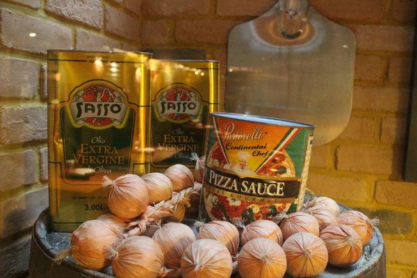 Vasa Pizzeria 瓦薩比薩(中山店):沒吃過這麼濕潤的批薩-Vasa Pizzeria 瓦薩比薩(中山店)派對分享餐 Vasa Pizzeria 瓦薩比薩(中山店):沒吃過這麼濕潤的批薩-Vasa Pizzeria 瓦薩比薩(中山店)派對分享餐