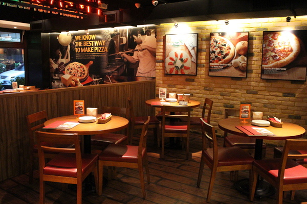 Vasa Pizzeria 瓦薩比薩(中山店):沒吃過這麼濕潤的批薩-Vasa Pizzeria 瓦薩比薩(中山店)派對分享餐 Vasa Pizzeria 瓦薩比薩(中山店):沒吃過這麼濕潤的批薩-Vasa Pizzeria 瓦薩比薩(中山店)派對分享餐