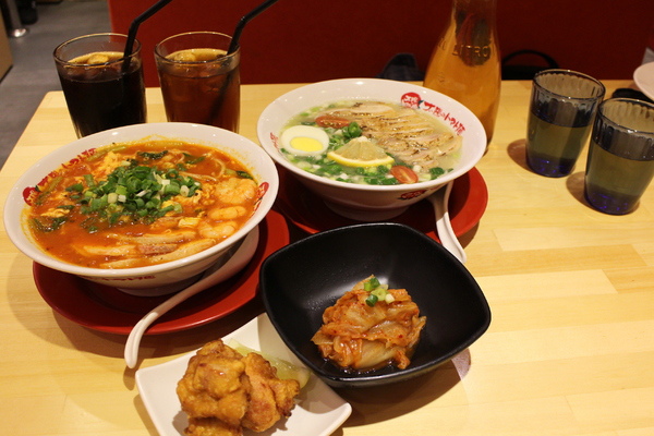 太陽蕃茄拉麵 (太陽のトマト麺 )(誠品信義店):太陽蕃茄拉麵(誠品信義店)加麵不加價 太陽蕃茄拉麵 (太陽のトマト麺 )(誠品信義店):太陽蕃茄拉麵(誠品信義店)加麵不加價