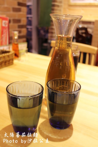 太陽蕃茄拉麵 (太陽のトマト麺 )(誠品信義店):太陽蕃茄拉麵(誠品信義店)加麵不加價 太陽蕃茄拉麵 (太陽のトマト麺 )(誠品信義店):太陽蕃茄拉麵(誠品信義店)加麵不加價