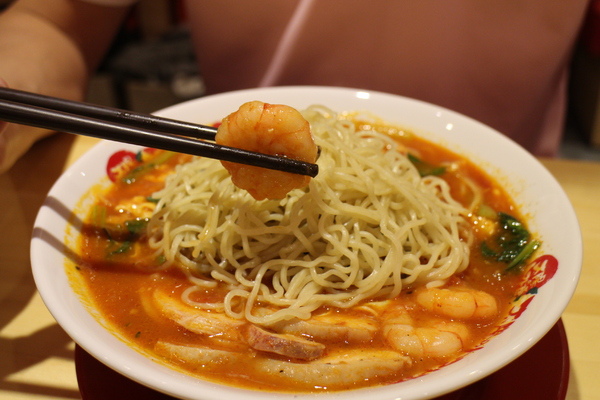 太陽蕃茄拉麵 (太陽のトマト麺 )(誠品信義店):太陽蕃茄拉麵(誠品信義店)加麵不加價 太陽蕃茄拉麵 (太陽のトマト麺 )(誠品信義店):太陽蕃茄拉麵(誠品信義店)加麵不加價