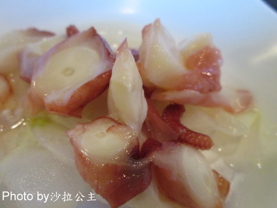 鴻園日本料理:板橋《鴻園日本料理》吃到飽-新埔捷運站1號出口 鴻園日本料理:板橋《鴻園日本料理》吃到飽-新埔捷運站1號出口