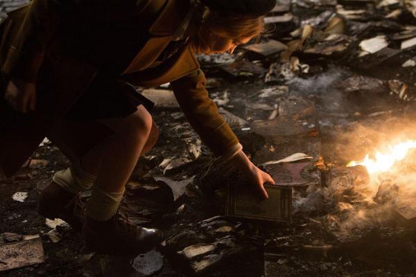 偷書賊(The Book Thief):《偷書賊》改編自全球暢銷小說 偷書賊(The Book Thief):《偷書賊》改編自全球暢銷小說
